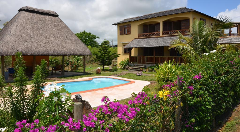 La Maison Soleil Belle Mare Exterior photo