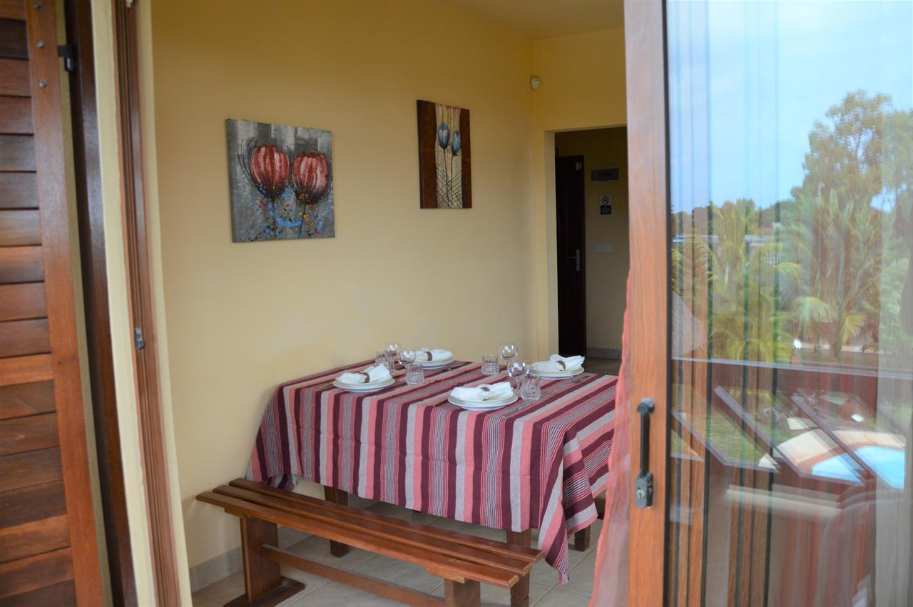 La Maison Soleil Belle Mare Exterior photo